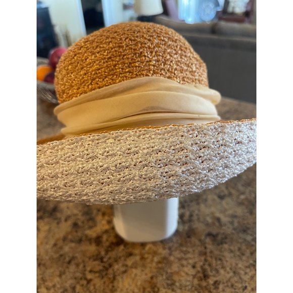 Vintage Yves Saint Laurent Straw Summer Ladies Hat main image 7